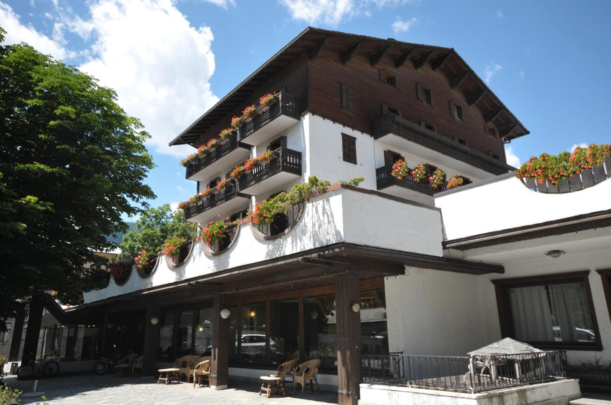 Hotel Nazionale Bormio Eksteriør bilde