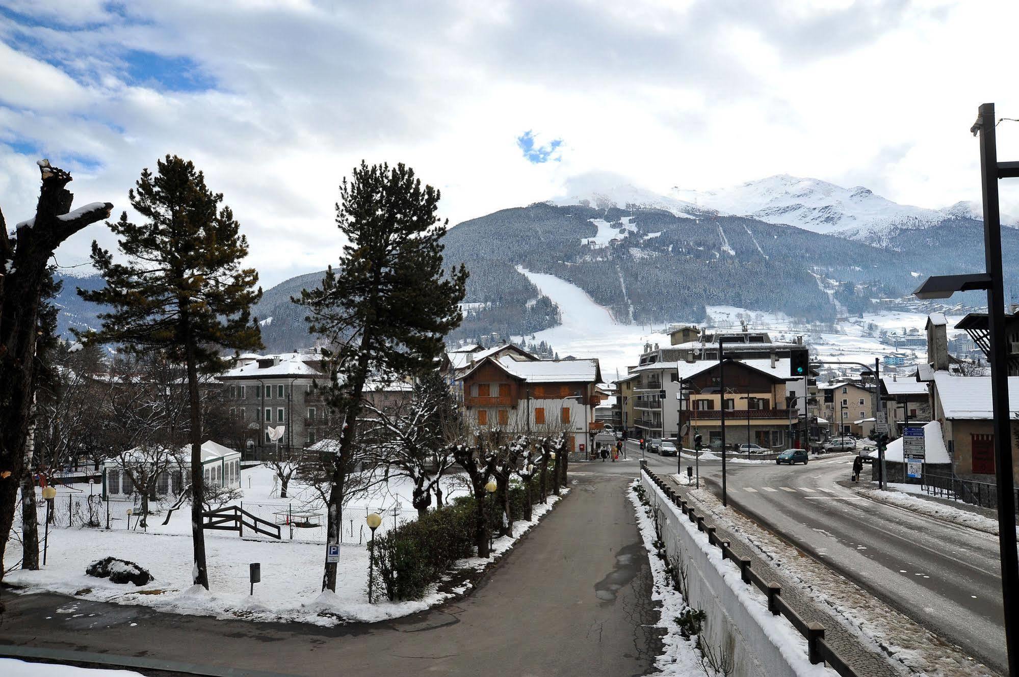 Hotel Nazionale Bormio Eksteriør bilde